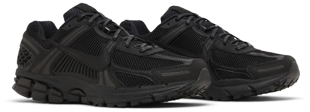 Air Zoom Vomero 5 'triple Black'