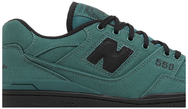 New Balance thisisneverthat x 550 Green