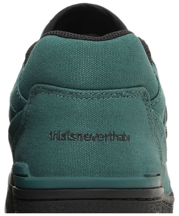 New Balance thisisneverthat x 550 Green