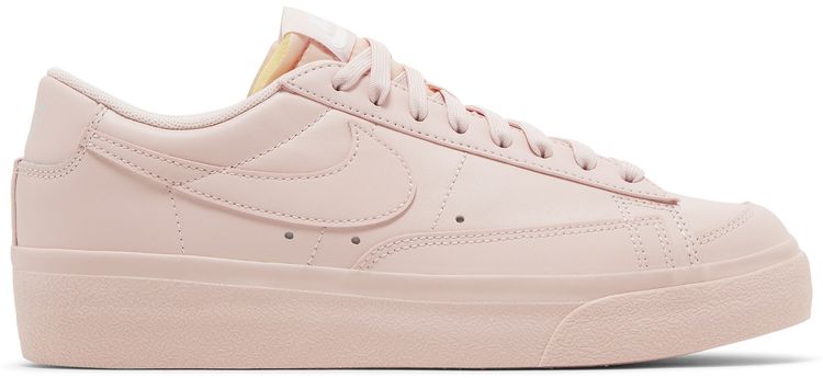wmns blazer low platform