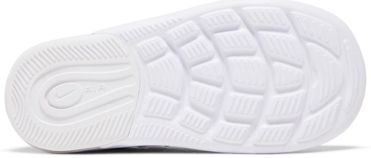 Nike Air Max Axis TD Iced Lilac Photon Dust