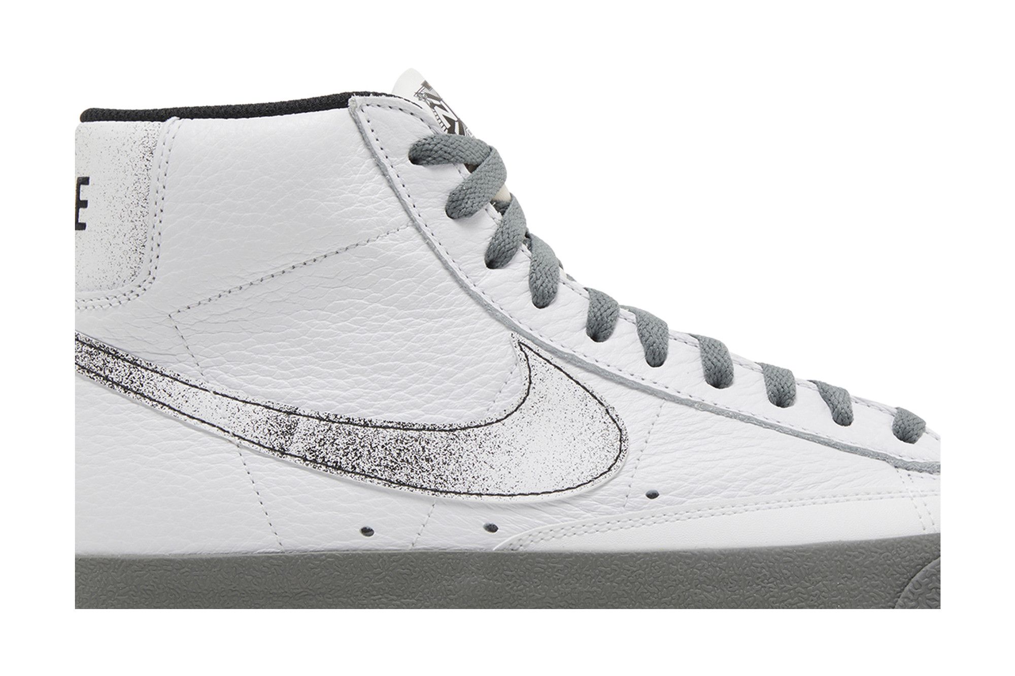 Buy Blazer Mid '77 '50 Years of Hip-Hop' - DV7194 100 | GOAT