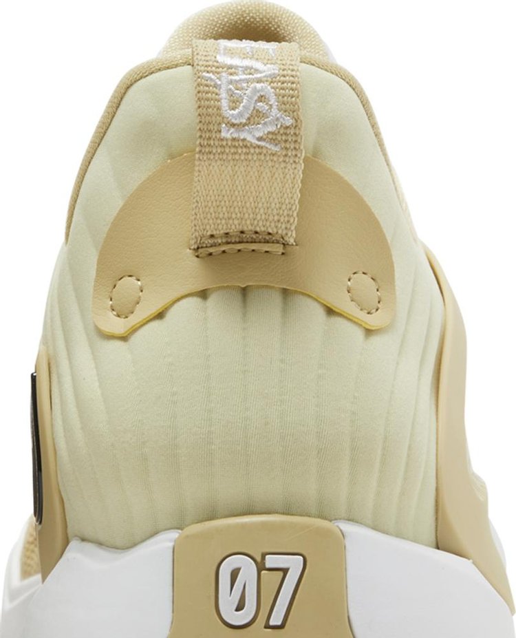 KD 15 TB Team Gold