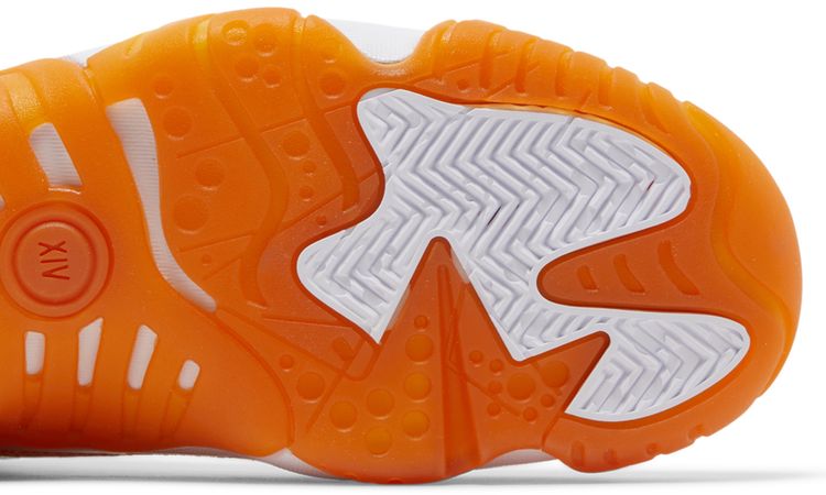 Air Jordan Wmns Jumpman Two Trey Starfish