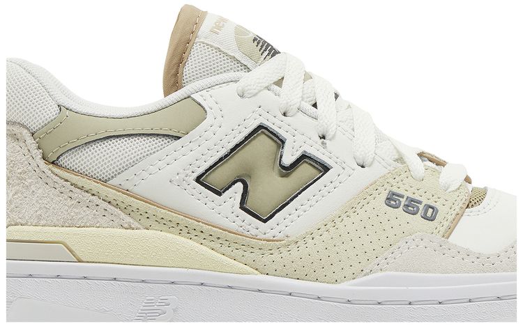 New Balance Wmns 550 Sea Salt Fatigue Green