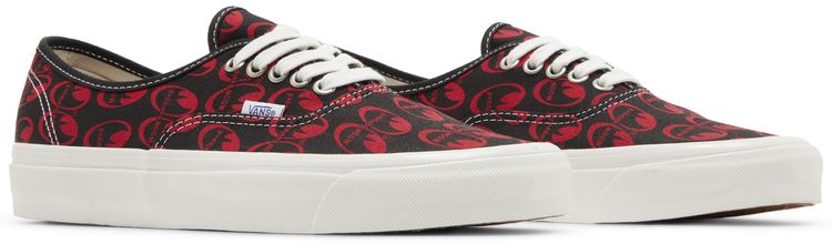 Mooneyes x Authentic 44 DX Anaheim Factory   Black Red
