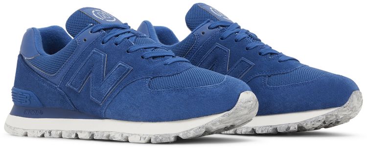 New Balance 574 Rugged Navy Marble Sole