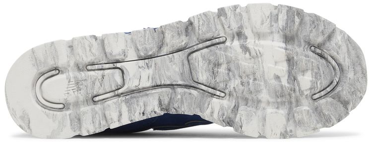 New Balance 574 Rugged Navy Marble Sole