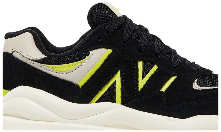 New Balance Wmns 5740 Black Oyster Pink