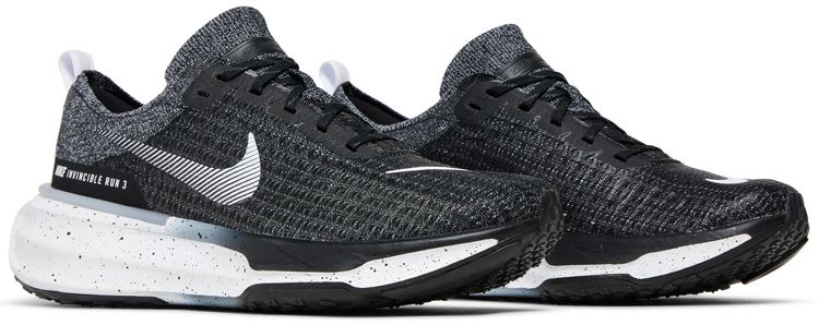 ZoomX Invincible Run Flyknit 3 Oreo
