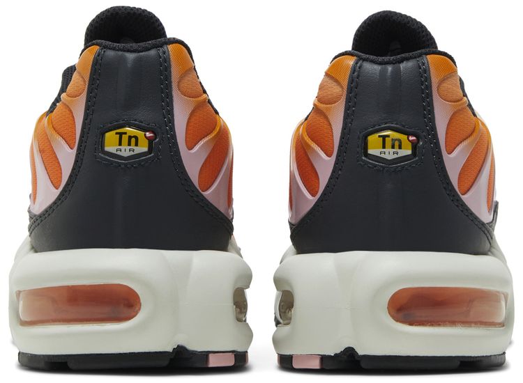 Nike Wmns Air Max Plus Magma Orange Soft Pink