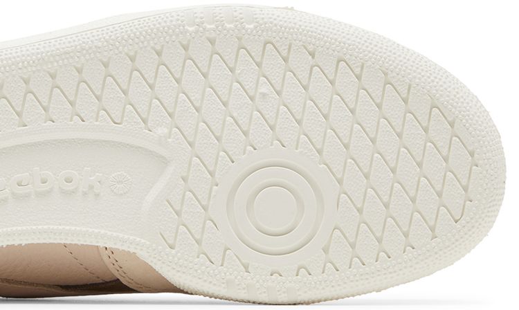 Reebok Wmns Club C Revenge Vintage Soft Ecru Brush Brown