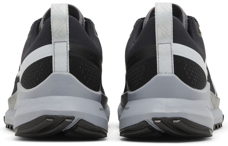 React Pegasus Trail 4 Black Dark Grey
