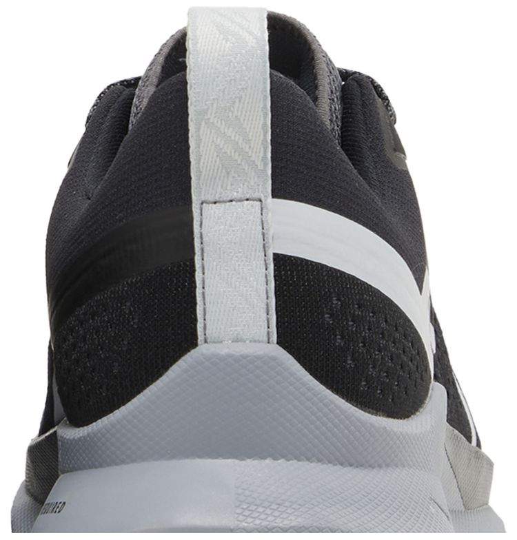 React Pegasus Trail 4 Black Dark Grey