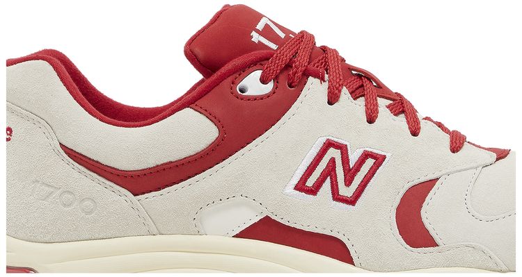 Kith x New Balance 1700 Canada Pack   Marshmallow