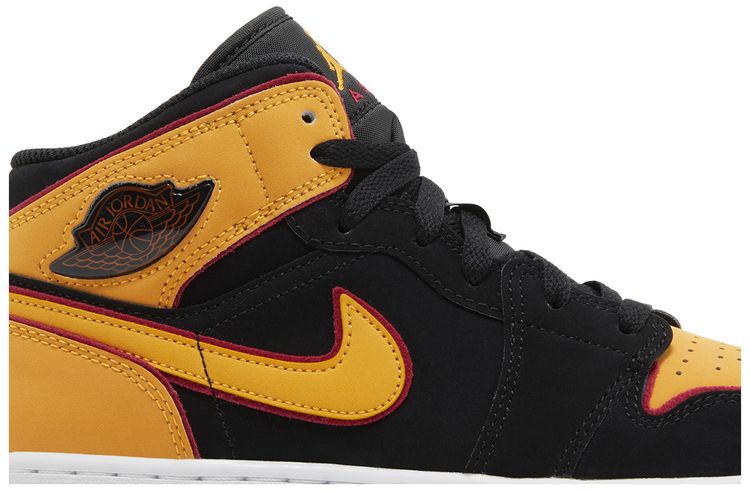 Air Jordan 1 Mid SE GS Vivid Orange