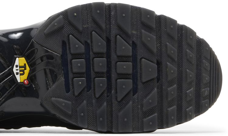 A Cold Wall x Nike Air Max Plus Black