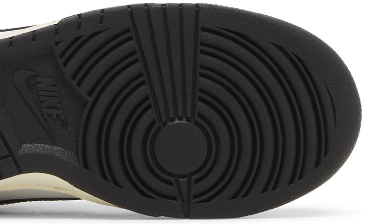 Nike Wmns Dunk Low Vintage Panda