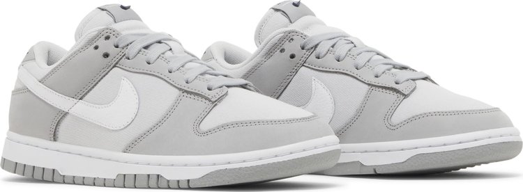 Wmns Dunk Low LX Light Smoke Grey