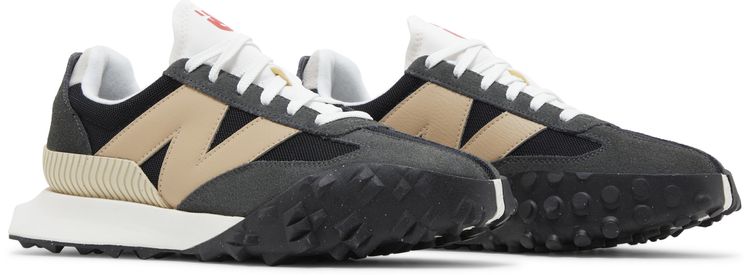 XC 72 Blacktop Mindful Grey