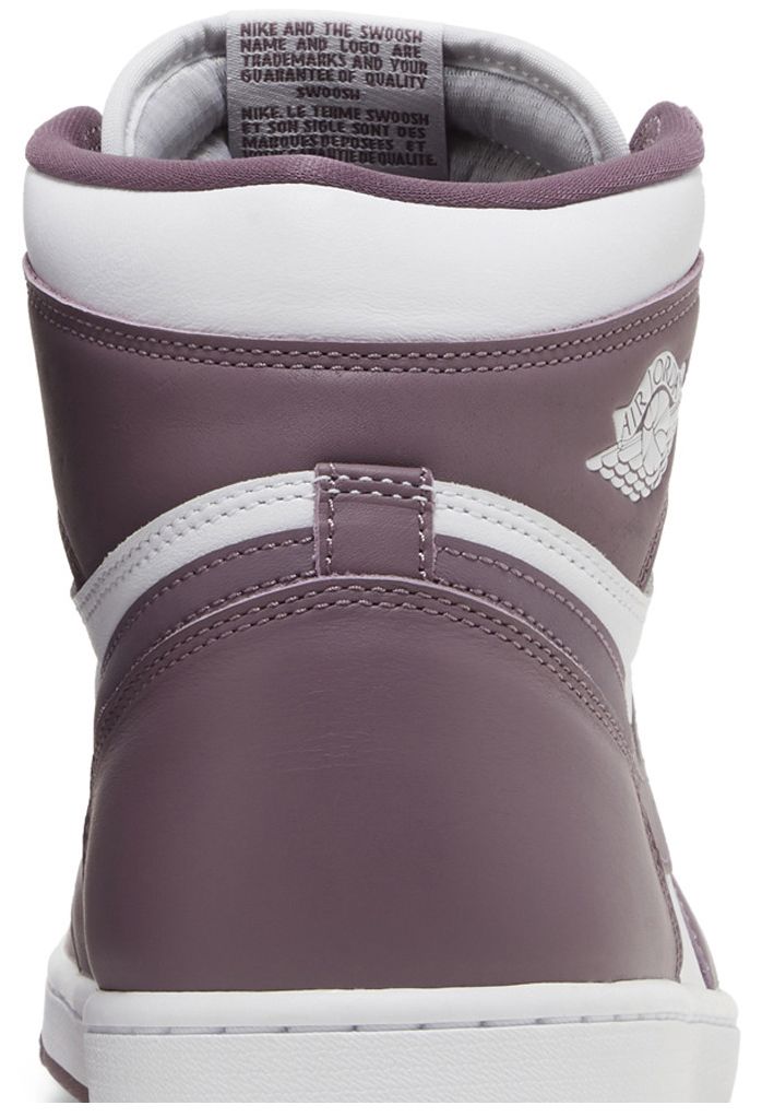 Air Jordan 1 Retro High OG Mauve