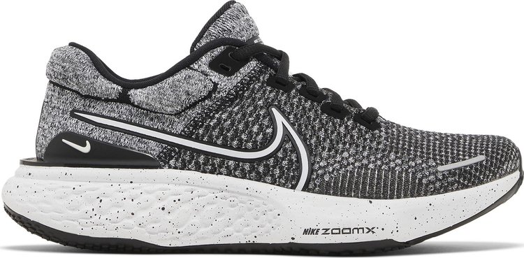 Wmns ZoomX Invincible Run Flyknit 2 'Oreo'