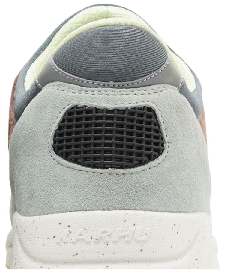 Karhu Aria 95 Pigeon Doe