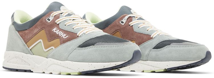 Karhu Aria 95 Pigeon Doe