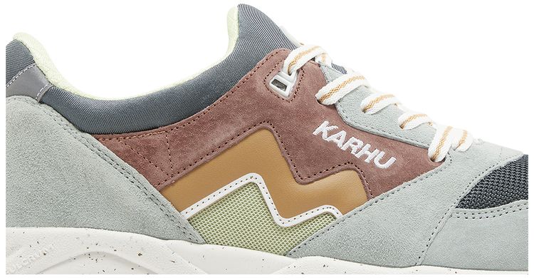 Karhu Aria 95 Pigeon Doe