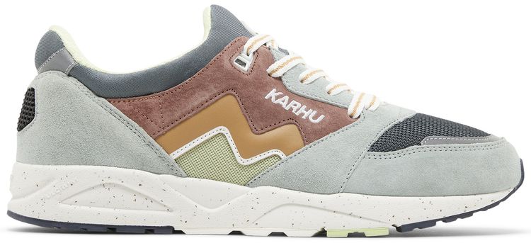 Karhu Aria 95 Pigeon Doe