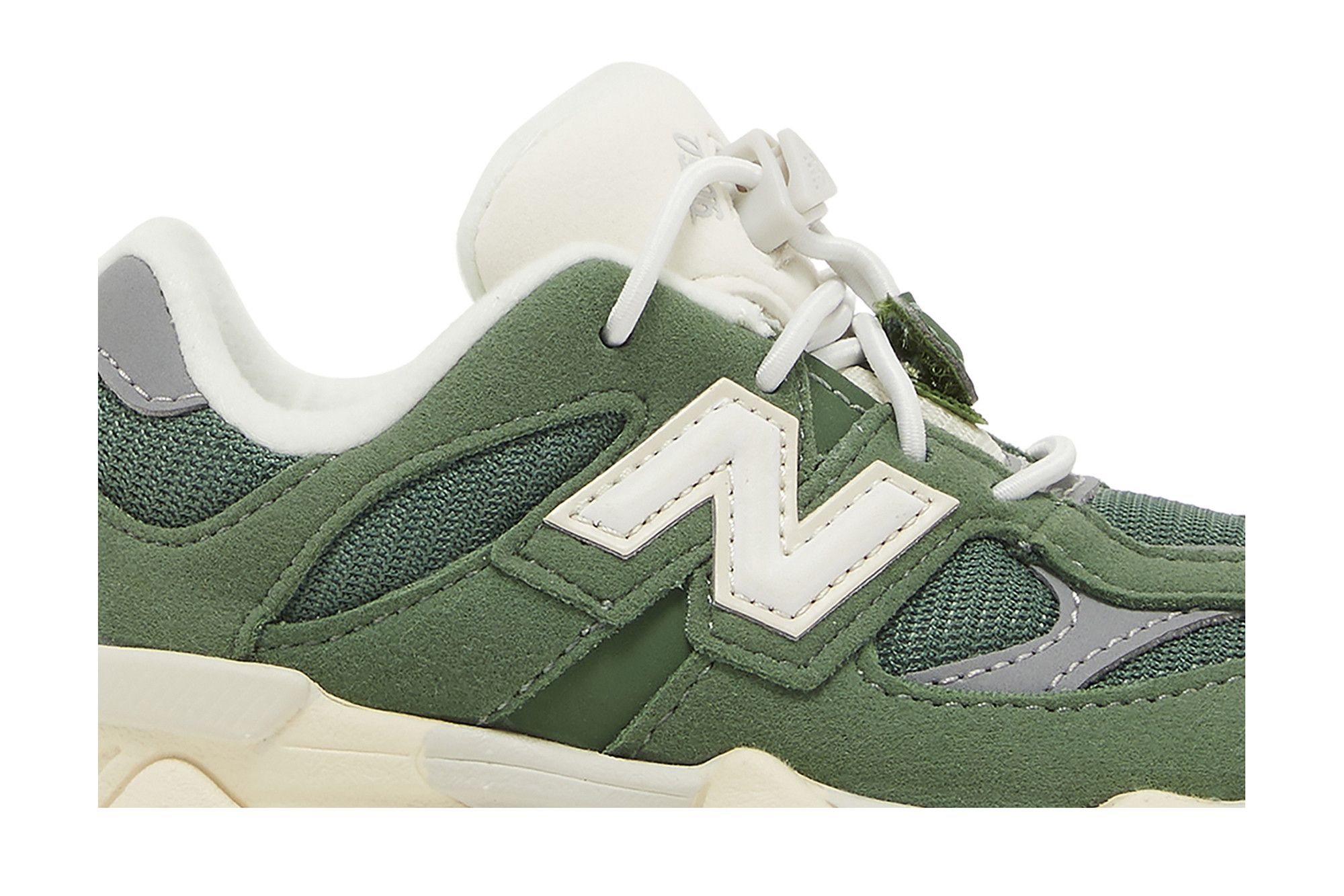 New Balance 9060 'Bone Sparrow' – LevelUpKickz
