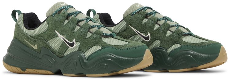 Nike Wmns Tech Hera Oil Green