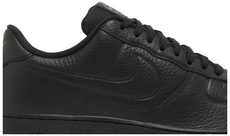 Nike Air Force 1 07 Pro Tech Triple Black