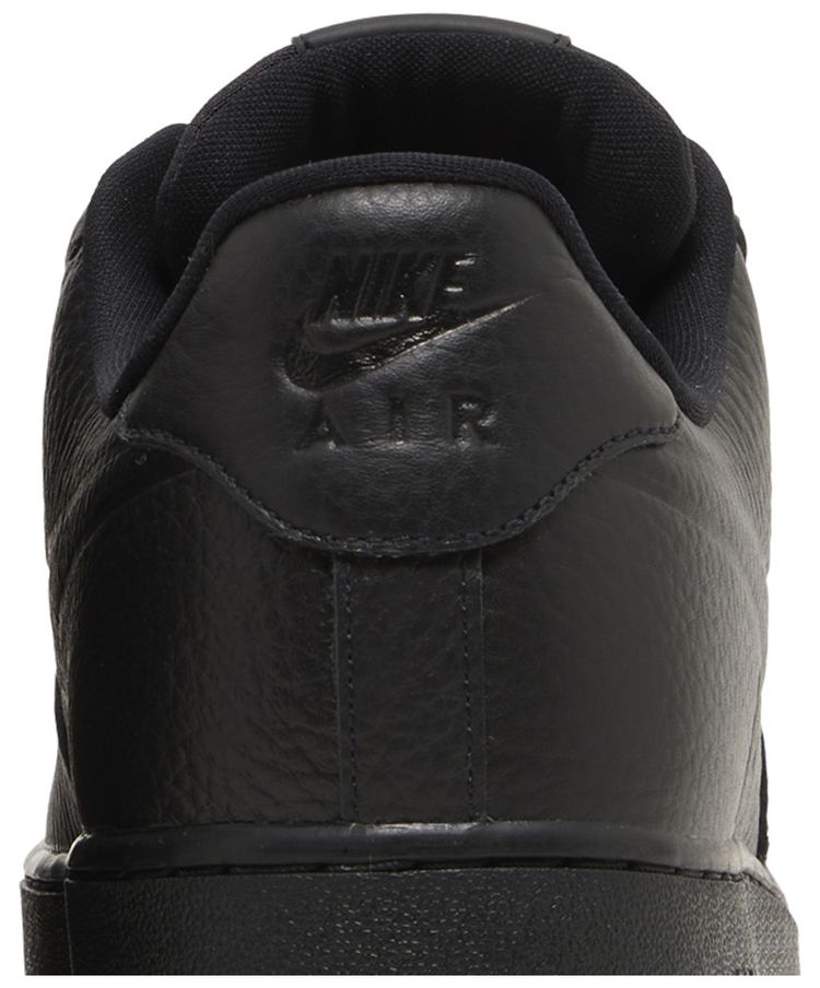 Nike Air Force 1 07 Pro Tech Triple Black