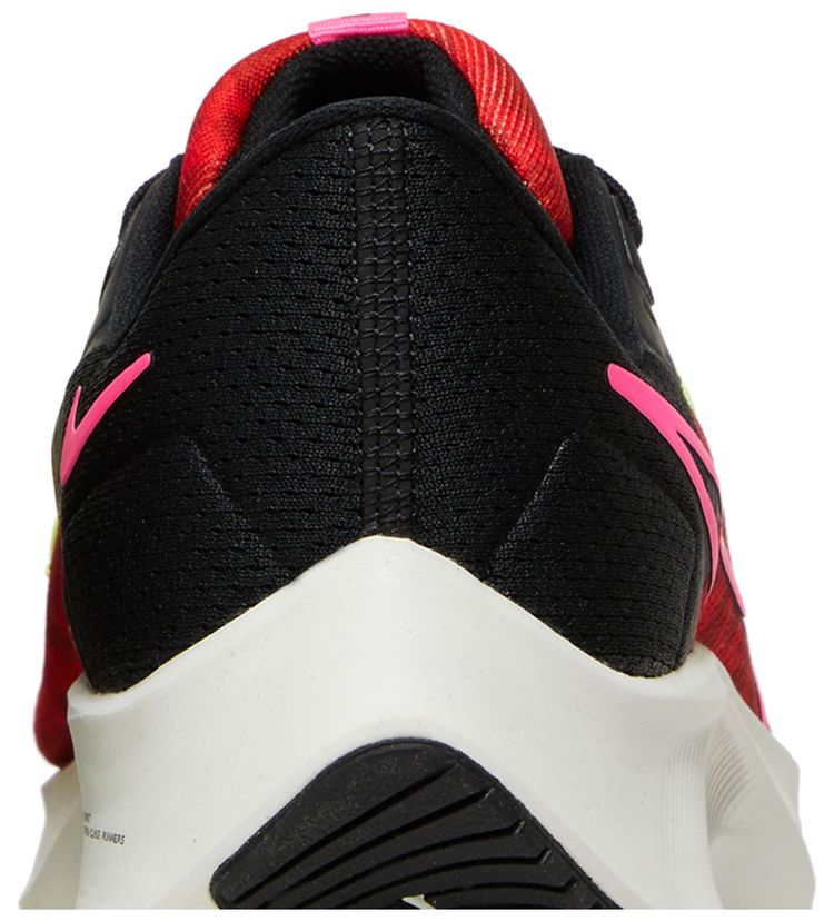 Nike Wmns Air Zoom Pegasus 38 Chile Red Hyper Pink