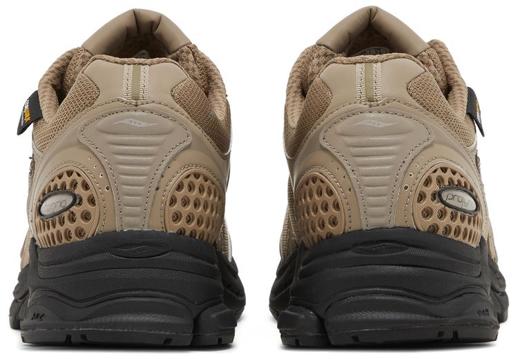 Saucony ProGrid Triumph 4 Gorpcore   Greige