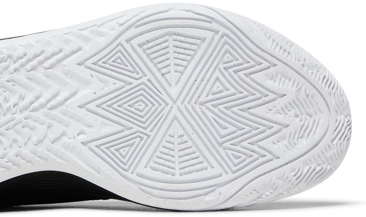 Nike Kyrie Flytrap 6 Black White