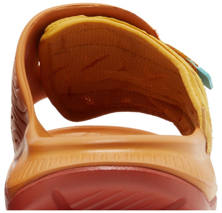 HOKA Ora Luxe Golden Yellow Desert Sun