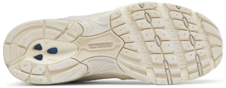 New Balance 530 Moonbeam Raw Cashew