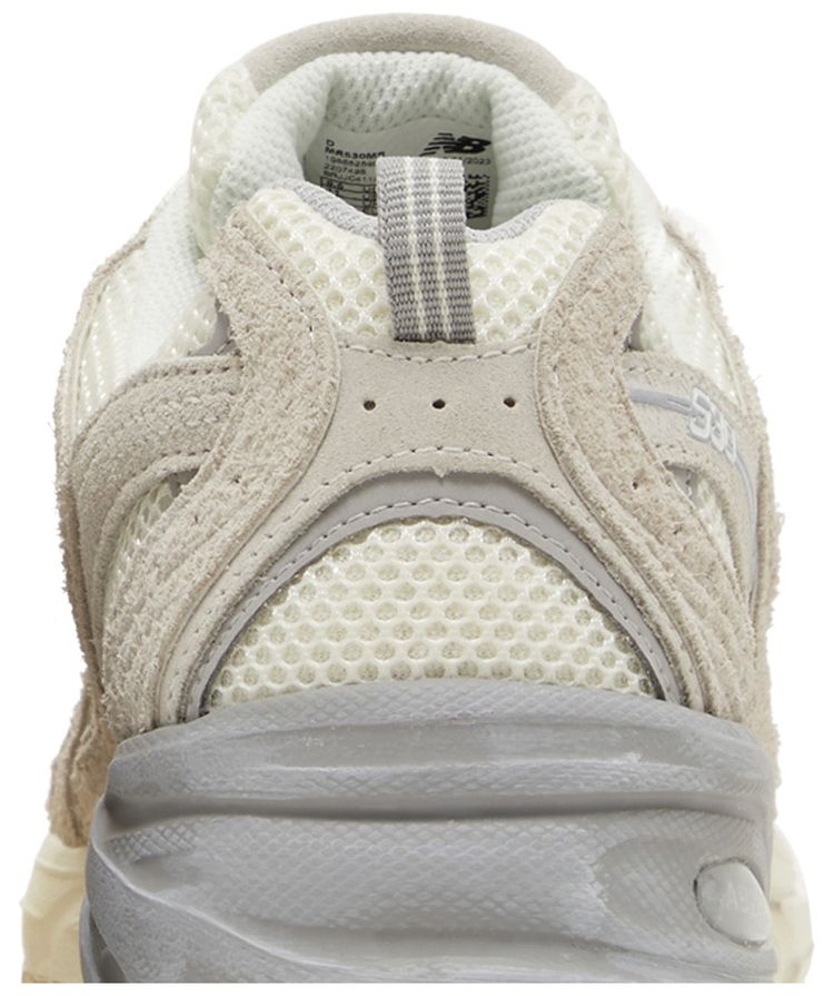 New Balance 530 Moonbeam Raw Cashew