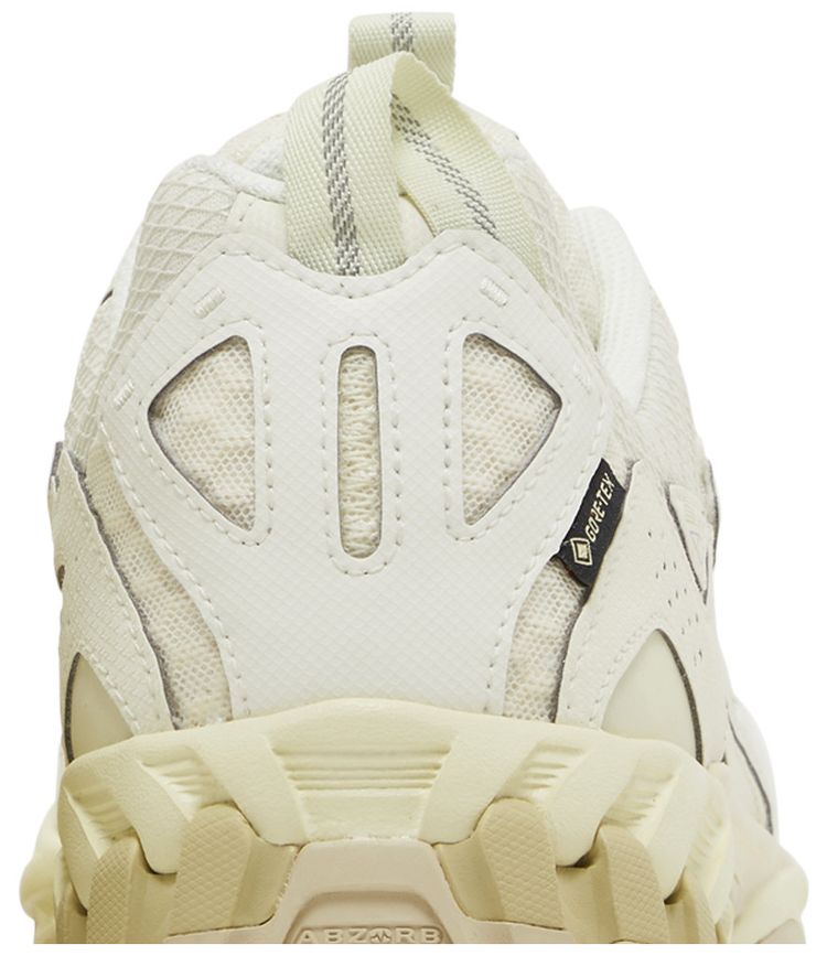 New Balance 610 GORE TEX Raw Cashew