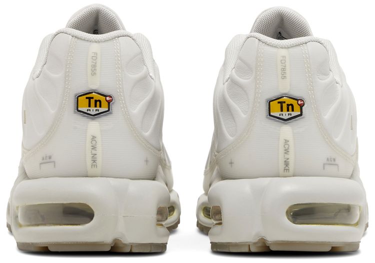 A Cold Wall x Nike Air Max Plus Platinum Tint