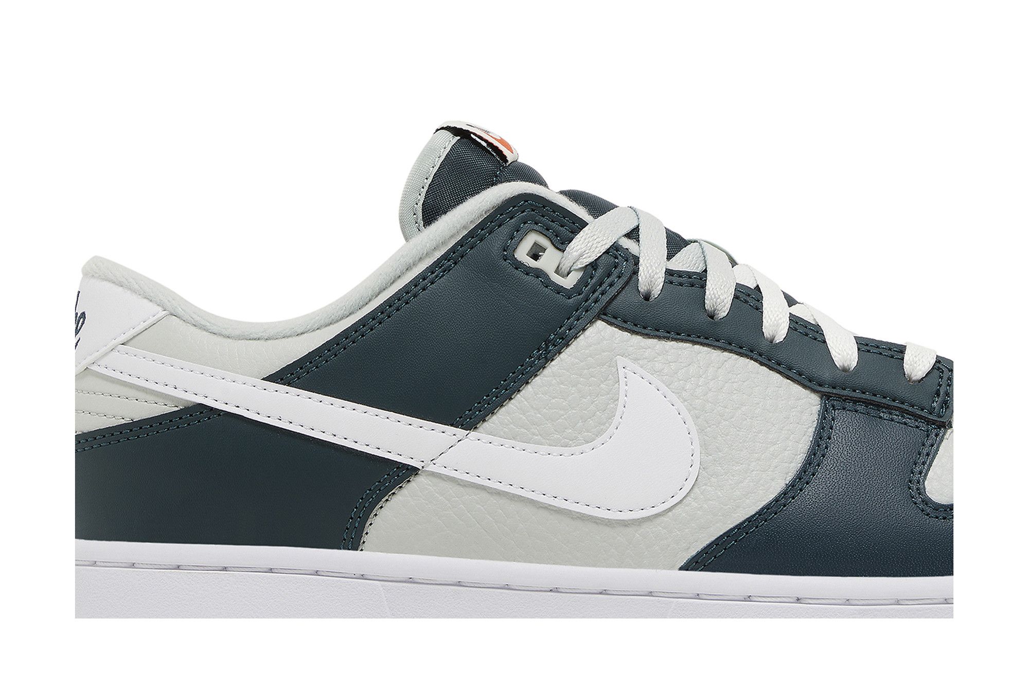 Buy Nike Dunk Low Premium 'Split - Deep Jungle' - FB8896 300 | GOAT