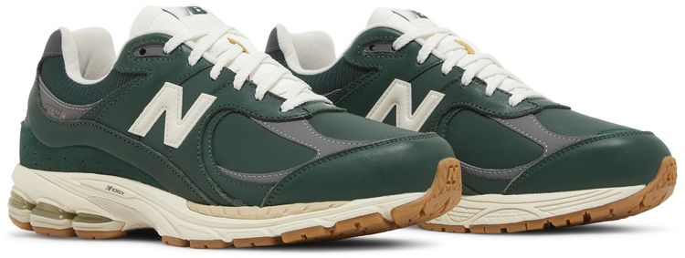 New Balance 2002R Vintage Leather Pack   Green