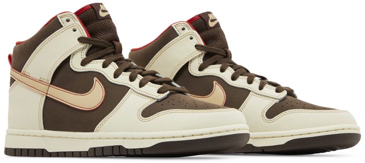 Nike Dunk High SE Baroque Brown