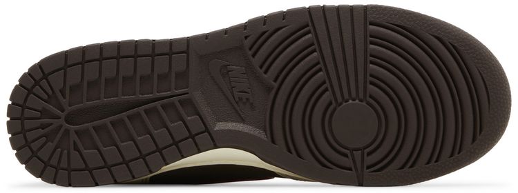 Nike Dunk High SE Baroque Brown