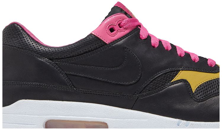 Kid Robot x Nike Air Max 1