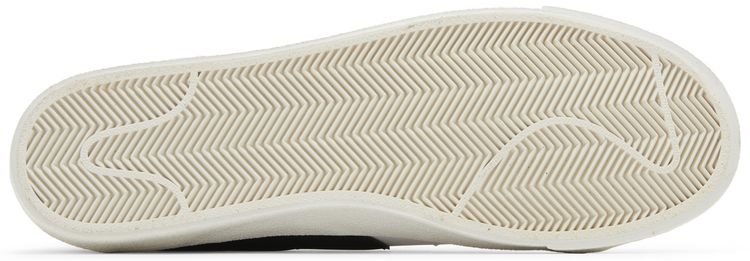 Nike Blazer Low 77 Jumbo Glitch Swoosh