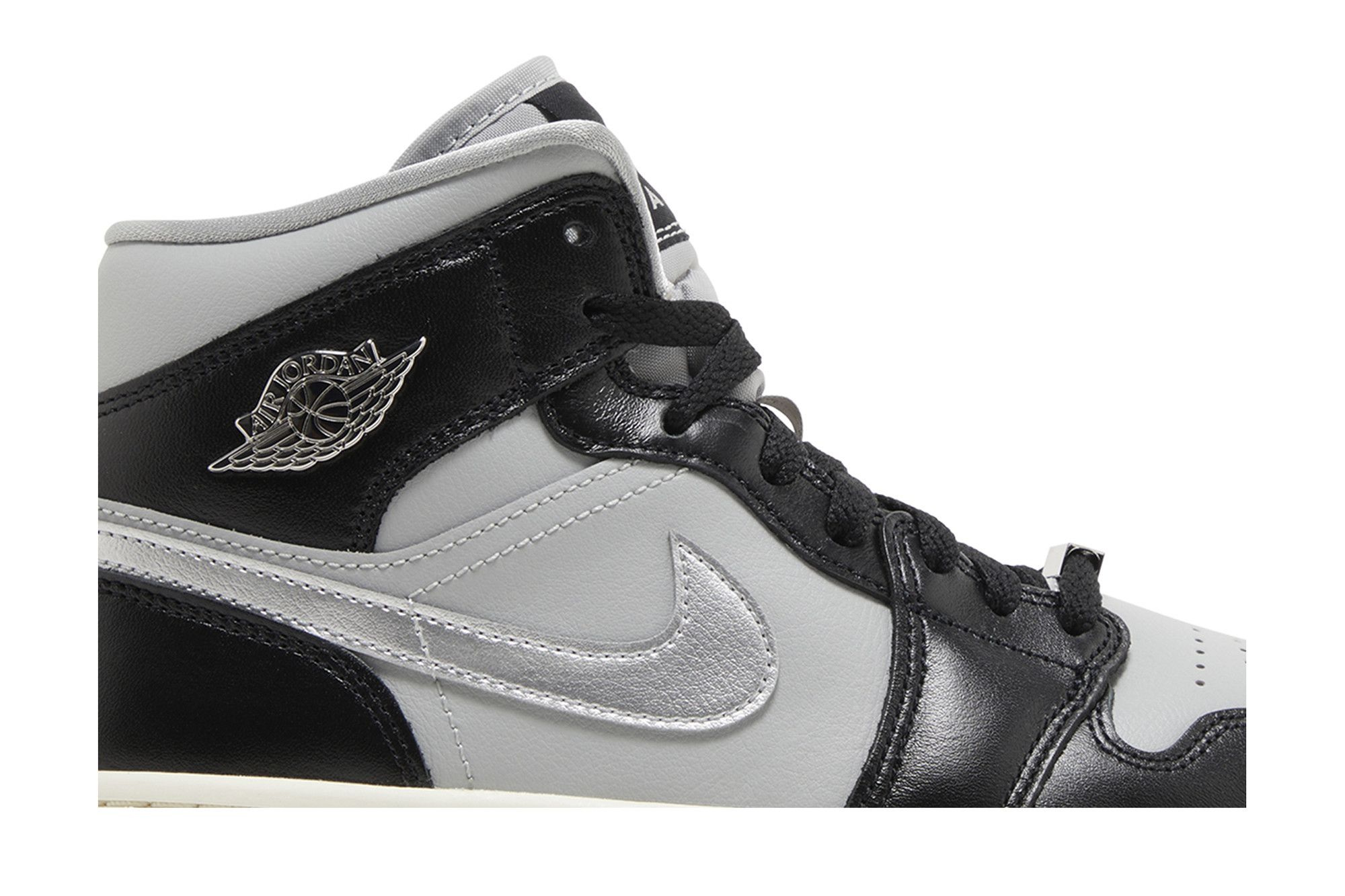 Buy Wmns Air Jordan 1 Mid SE 'Black Chrome' - FB9892 002 | GOAT