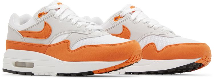 Wmns Air Max 1 Safety Orange